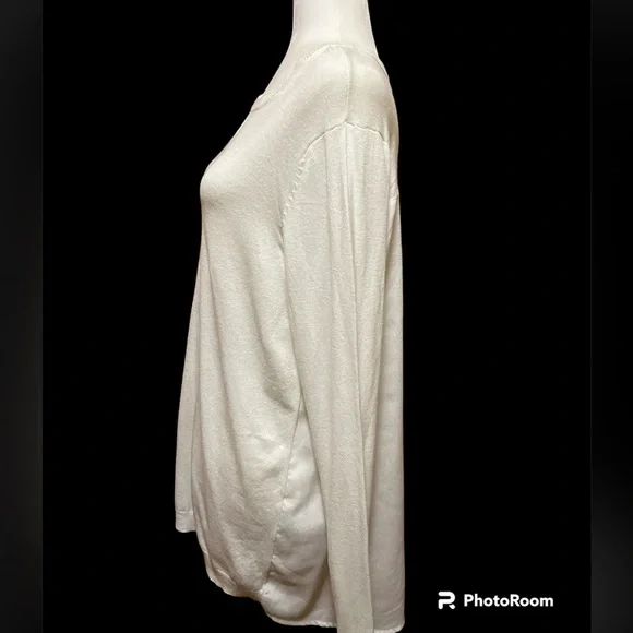 White Sweater - Picture 2 of 4